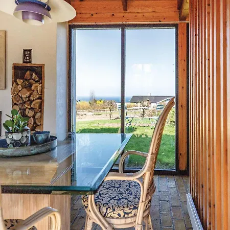 Two-bedroom Holiday In Сasa de vacaciones Fårevejle